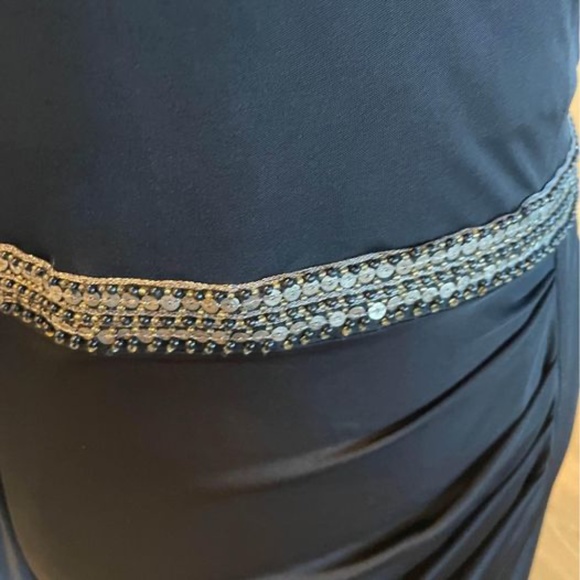 Fun Evening/Holiday Cache Dress - Picture 3 of 11